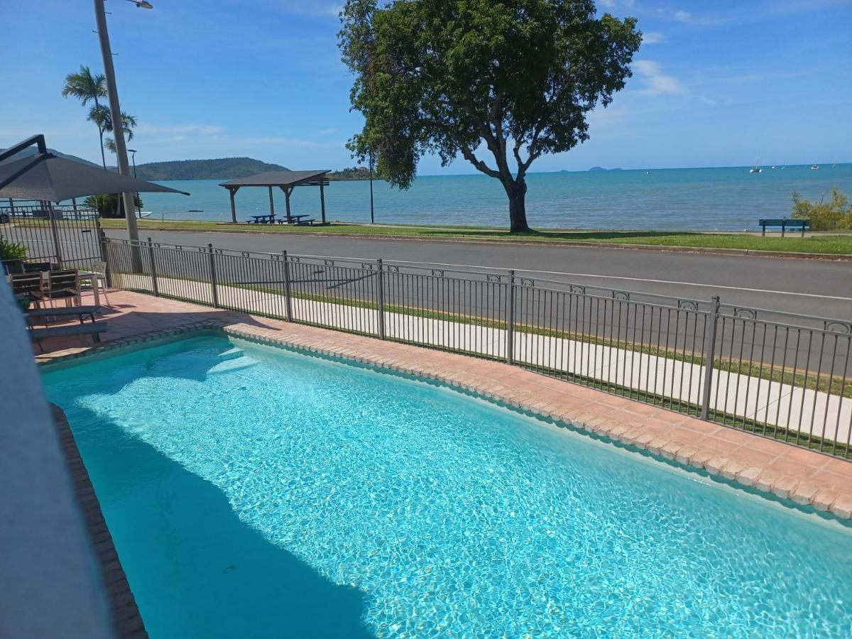 Whitsunday Waterfront Apartments Airlie Beach Buitenkant foto