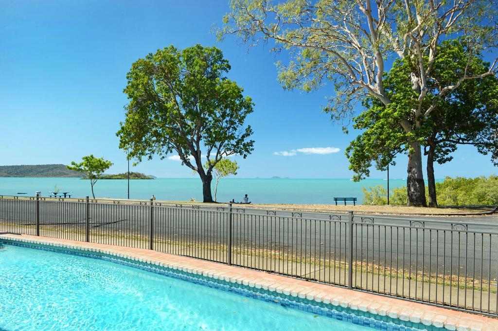 Whitsunday Waterfront Apartments Airlie Beach Buitenkant foto