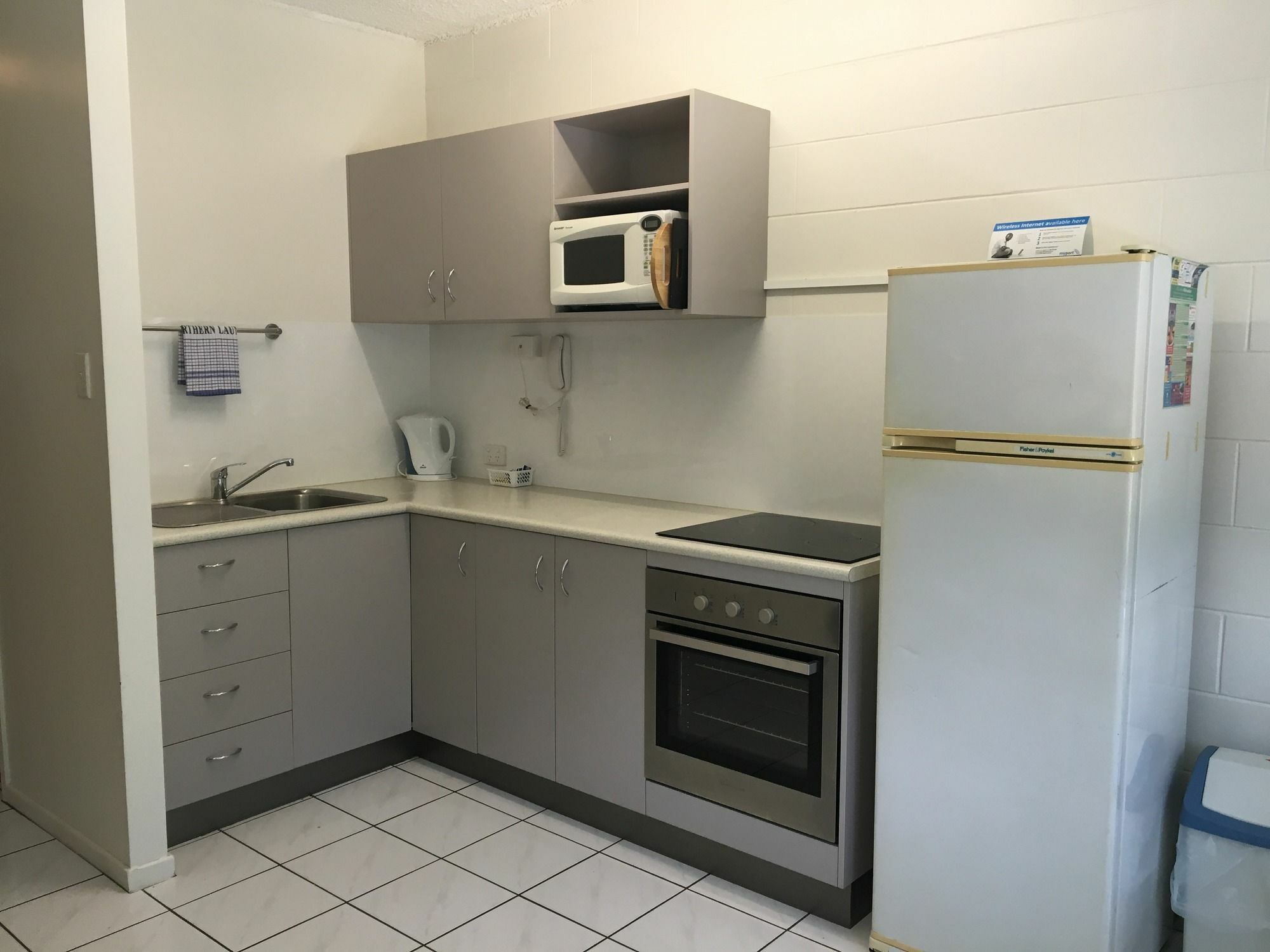 Whitsunday Waterfront Apartments Airlie Beach Buitenkant foto